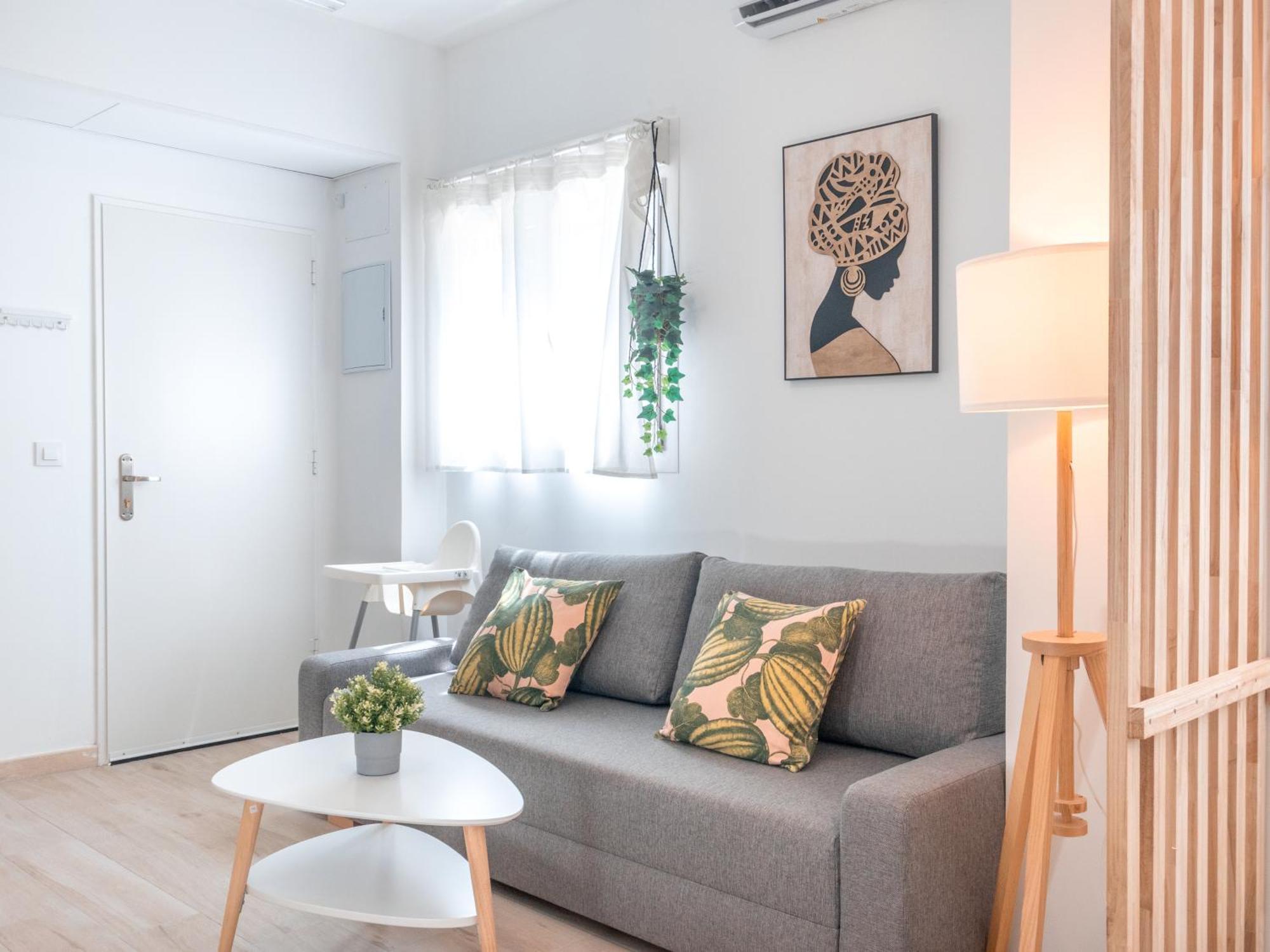 Estudio Jacuzzi Con Encanto En Triana * Sevilla